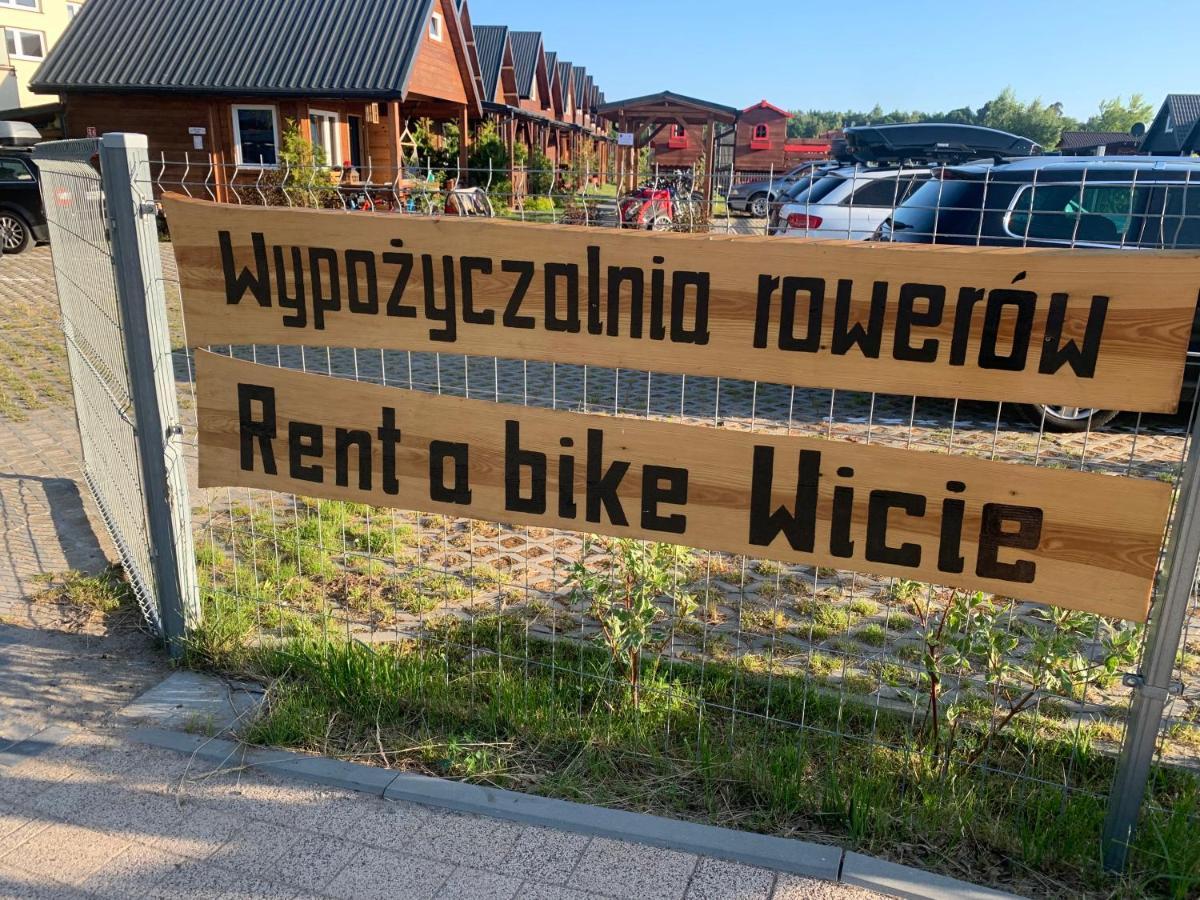 Pod Debami Wicie- Domki Drewniane Nad Morzem Wicie  Kültér fotó